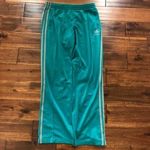 Adidas sweatpants green size medium